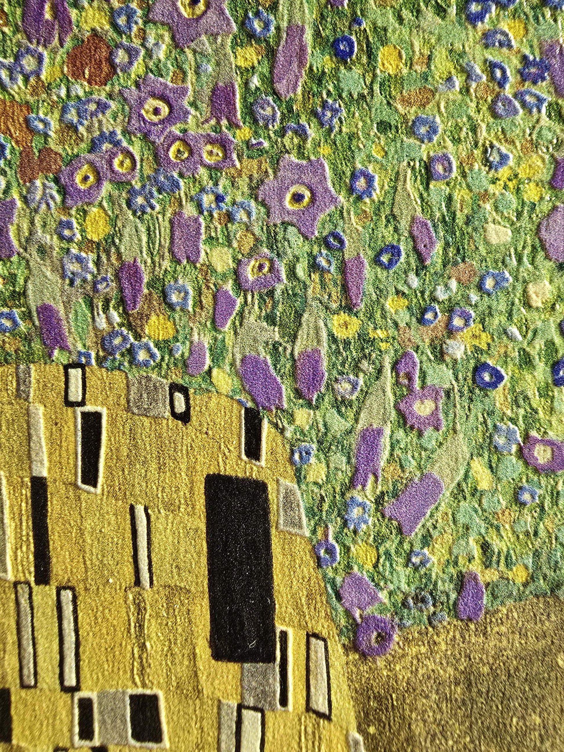 Gustav Klimt's The Kiss: 3D Textured Art Print